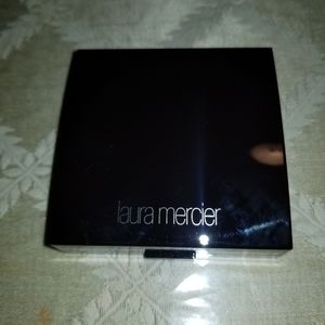 LAURA MERCIER MATTE RADIENCE BAKED POWDER